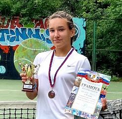 Буланенкова Полина заняла III место в турнире РТТ "Первенство г. Рязань"