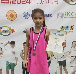 Минаева Алиса заняла III место на турнире 10S «Зеленый мяч»!