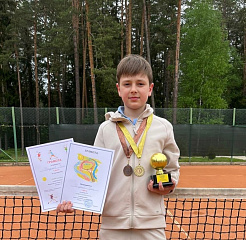 Богданов Тихон занял III место в турнире РТТ «Кубок Солнечного»!